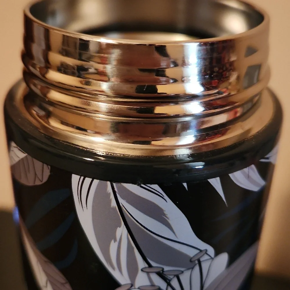 Lug Black and White Floral Thermos/water Bottle - Picture 7 of 10